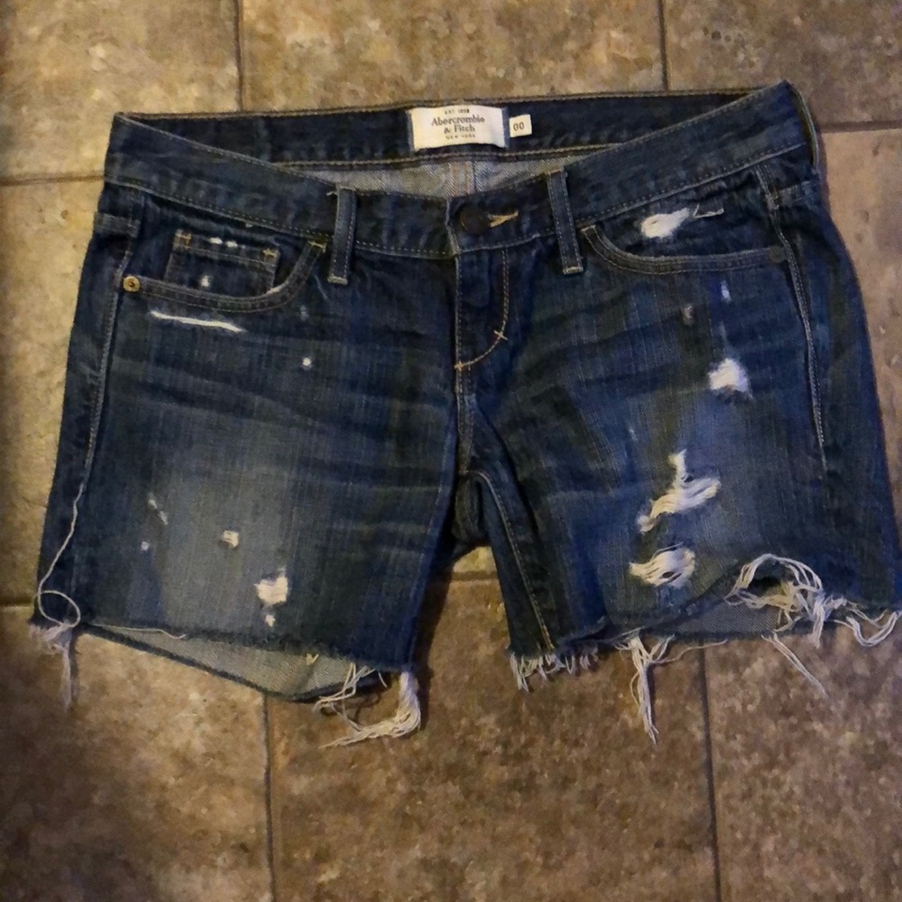 Abercrombie & Fitch jean shorts!!